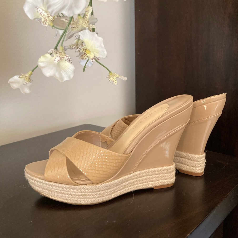 Gianni Bini Wedges, neutral